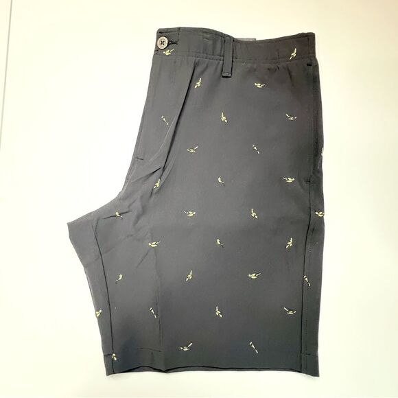 NWT Under Armour Black Golf Shorts Bird Print 40 - Picture 6 of 8